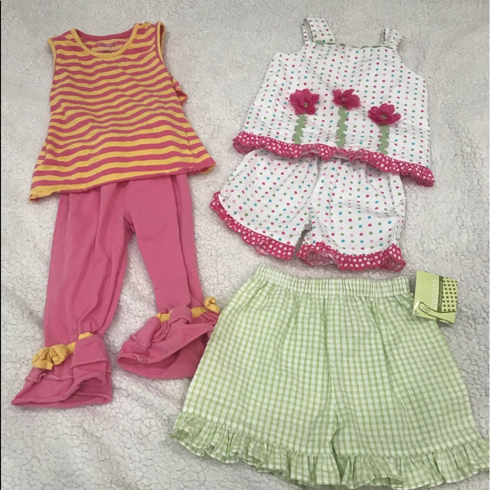 Girls 4T.5pcs bundle. Southern tots & Bailey boys.